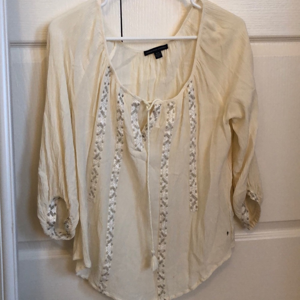 American eagle cute white top